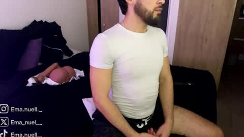 Snapshot of emanuell___ chatting on 07/02/26, 03:23 emanuell___ online show from 07/02/26, 03:23