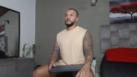 Snapshot of emanuelspencer chatting on 11/21/25, 11:03 emanuelspencer online show from 11/21/25, 11:03