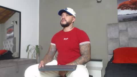 Snapshot of emanuelspencer chatting on 11/27/25, 10:12 emanuelspencer online show from 11/27/25, 10:12