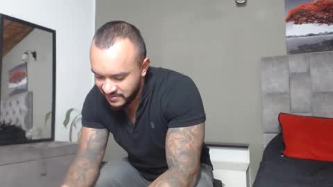 Snapshot of emanuelspencer chatting on 11/28/25, 07:16 emanuelspencer online show from 11/28/25, 07:16