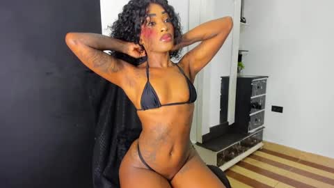 Snapshot of emattaylor chatting on 09/12/25, 11:32 . online show from 09/12/25, 11:32