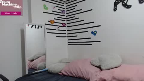 Ema Walker online show from 11/29/25, 08:12