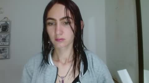 ember57607 online show from 02/03/25, 11:09