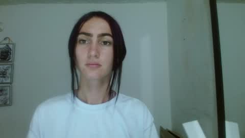 ember57607 online show from 02/04/25, 04:08