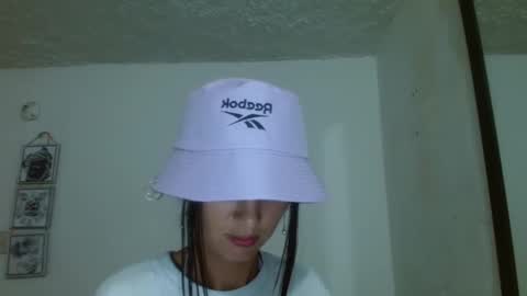 ember57607 online show from 02/04/25, 07:11