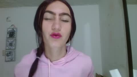 ember57607 online show from 02/06/25, 11:21