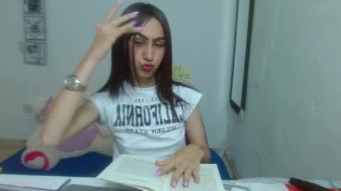 ember57607 online show from 02/20/25, 11:31