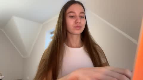 Alina online show from 12/14/25, 01:27