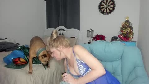 Ember Pheonixxx online show from 12/23/24, 03:40