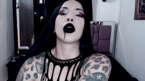 Emerald Black online show from 10/30/25, 05:31