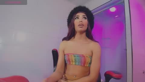 Emeli online show from 02/04/25, 05:34