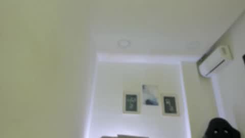 emelie_89 online show from 09/16/25, 11:55