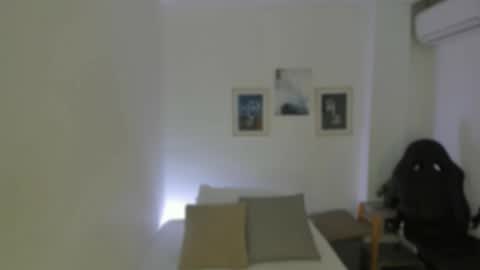 emelie_89 online show from 10/22/25, 12:05