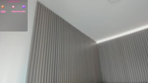 emelie_89 online show from 02/02/26, 11:53