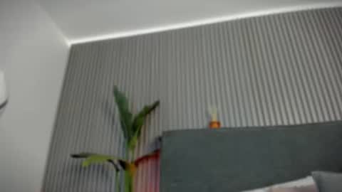 Snapshot of emelie_89 chatting on 07/09/26, 11:36 emelie_89 online show from 07/09/26, 11:36