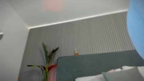 Snapshot of emelie_89 chatting on 07/10/26, 11:46 emelie_89 online show from 07/10/26, 11:46