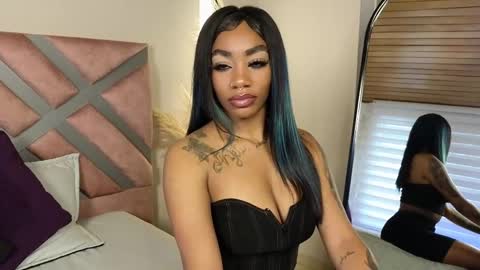 Snapshot of emely_brandon_ chatting on 03/04/25, 04:20 anyelii online show from 03/04/25, 04:20