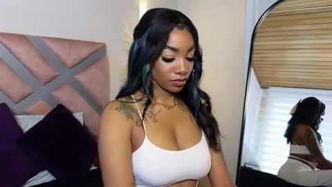 Snapshot of emely_brandon_ chatting on 03/06/25, 05:00 anyelii online show from 03/06/25, 05:00