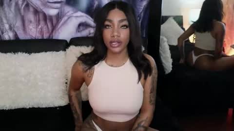 Snapshot of emely_brandon_ chatting on 09/24/25, 09:12 anyelii online show from 09/24/25, 09:12