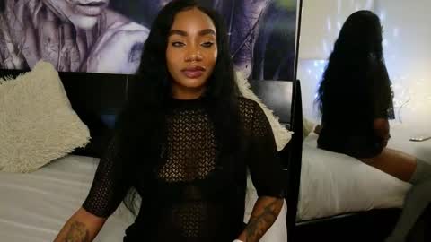 anyelii  online show from 02/13/26, 01:01