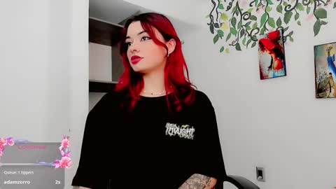 Snapshot of emely_peyton chatting on 10/21/25, 05:02 emely_peyton online show from 10/21/25, 05:02