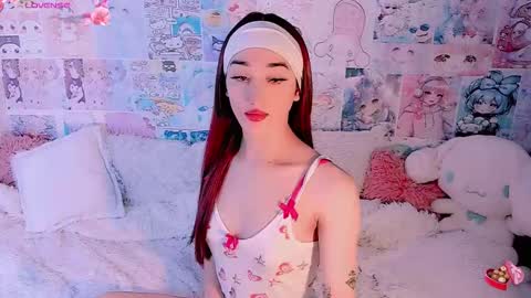 Snapshot of emely_rous chatting on 11/25/25, 04:29 Emely Rous online show from 11/25/25, 04:29