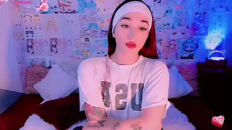 Snapshot of emely_rous chatting on 11/26/25, 02:29 Emely Rous online show from 11/26/25, 02:29