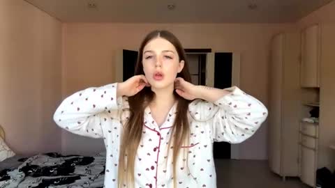 Gily online show from 10/04/25, 07:06