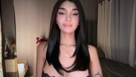 Snapshot of emeraldfvckinggreyson chatting on 03/21/26, 06:18 Emerald online show from 03/21/26, 06:18