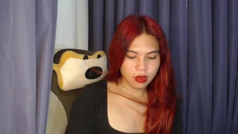 Snapshot of emere_kai_24xxx chatting on 07/05/26, 04:19 Chelle dont forget to folloe me and thumps up online show from 07/05/26, 04:19