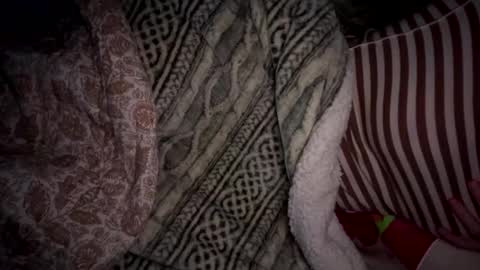 Snapshot of emersoncane chatting on 01/06/25, 10:15 popalottapuss - puddin tits - daddy - buttercup - bonfire - Mrs. Fuck Yea - hibeams - honey buns - online show from 01/06/25, 10:15