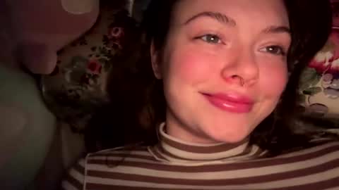 Snapshot of emersoncane chatting on 01/21/25, 04:58 popalottapuss - puddin tits - daddy - buttercup - bonfire - Mrs. Fuck Yea - hibeams - honey buns - online show from 01/21/25, 04:58