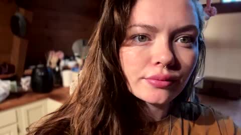 Snapshot of emersoncane chatting on 10/07/25, 02:25 popalottapuss - puddin tits - daddy - buttercup - bonfire - Mrs. Fuck Yea - hibeams - honey buns - online show from 10/07/25, 02:25