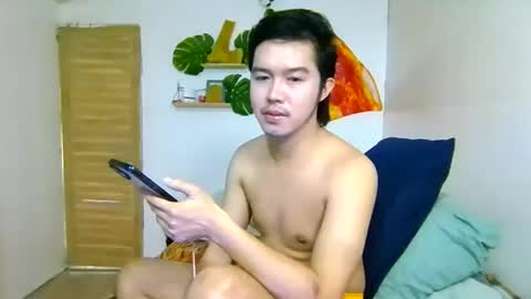 Snapshot of emersontwinks chatting on 02/17/26, 12:40 emersontwinks online show from 02/17/26, 12:40