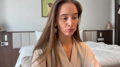 emi__ly online show from 04/02/26, 03:59