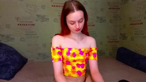 Snapshot of emi_less chatting on 03/21/26, 11:41 Emi online show from 03/21/26, 11:41