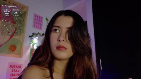 Snapshot of emicute_ chatting on 02/17/26, 01:24 online show from 02/17/26, 01:24