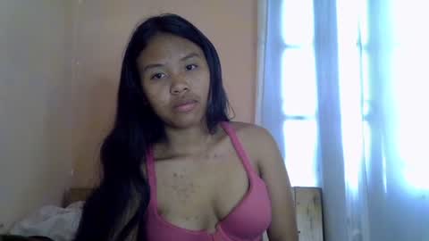 Snapshot of emiehottie chatting on 07/03/26, 09:05 Ami online show from 07/03/26, 09:05