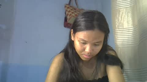 Snapshot of emiehottie chatting on 07/04/26, 07:53 Ami online show from 07/04/26, 07:53