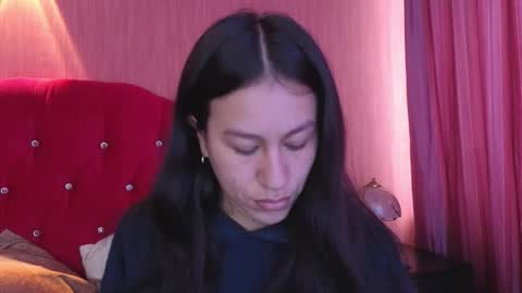 Emilia Gomez online show from 11/03/25, 01:01