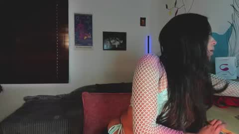 Snapshot of emigomez_ chatting on 02/20/26, 01:22 Emilia Gomez online show from 02/20/26, 01:22