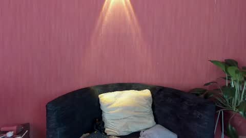 Snapshot of emigomez_ chatting on 06/26/26, 05:50 Emilia Gomez online show from 06/26/26, 05:50