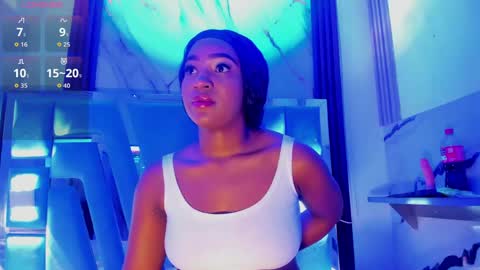 Emy online show from 06/03/26, 01:41