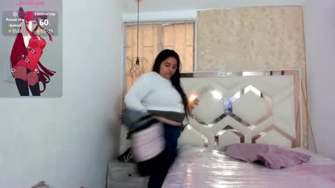 Snapshot of emiiily_brownn chatting on 09/14/25, 06:40 Emily online show from 09/14/25, 06:40