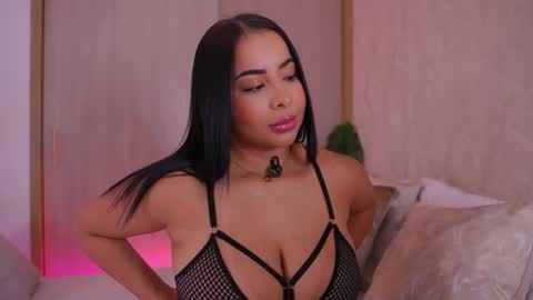    online show from 09/15/25, 08:20