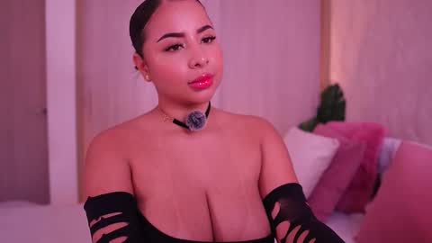    online show from 11/11/25, 03:12