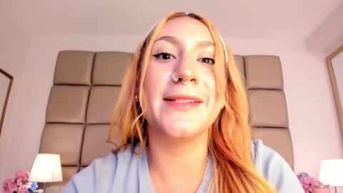 EMILY ROBERTS online show from 01/22/25, 10:59