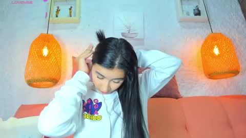 Emily online show from 10/03/25, 12:02