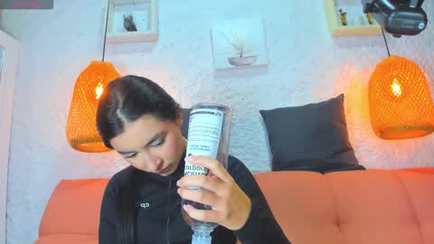 Emily online show from 10/09/25, 12:03