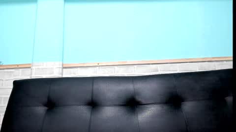 Emily online show from 02/13/25, 11:39